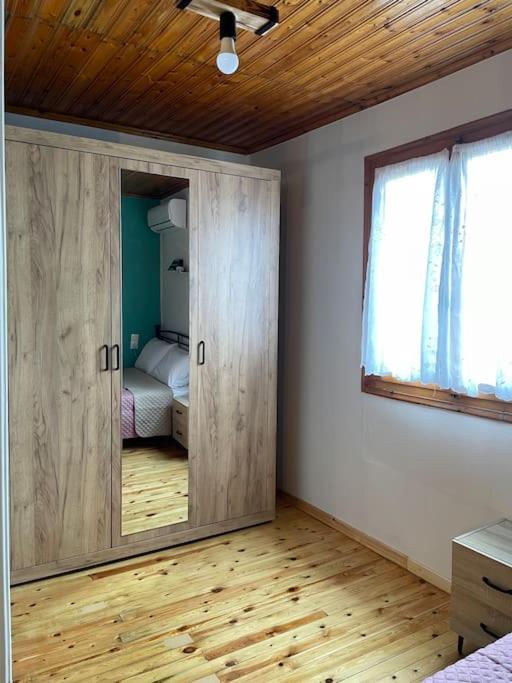 Ferienwohnung Politis' Wooden House Vasilikí Exterior foto