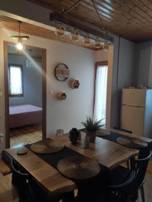 Ferienwohnung Politis' Wooden House Vasilikí Exterior foto